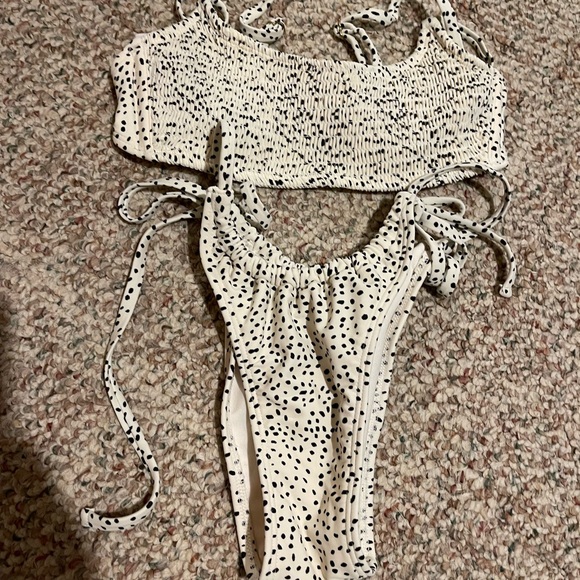 Xhilaration Bikini Set - Picture 1 of 1